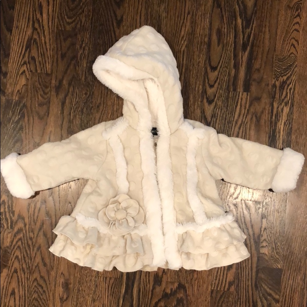 Isobella & Chloe coat